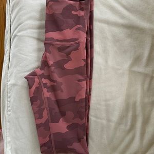 Lululemon Wunder Under Leggings